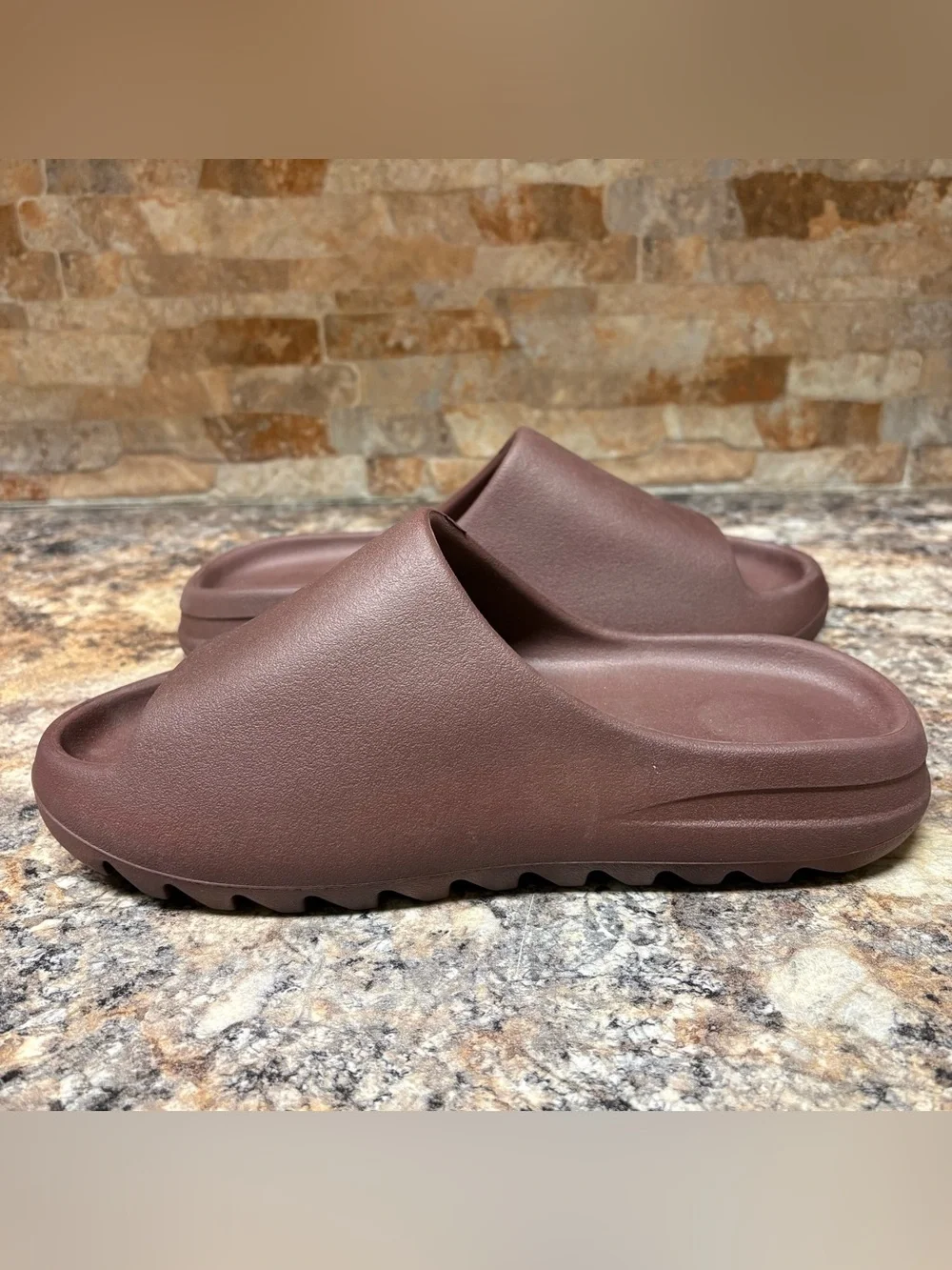 Yeezy YS-01 Fudge Slides Size 9